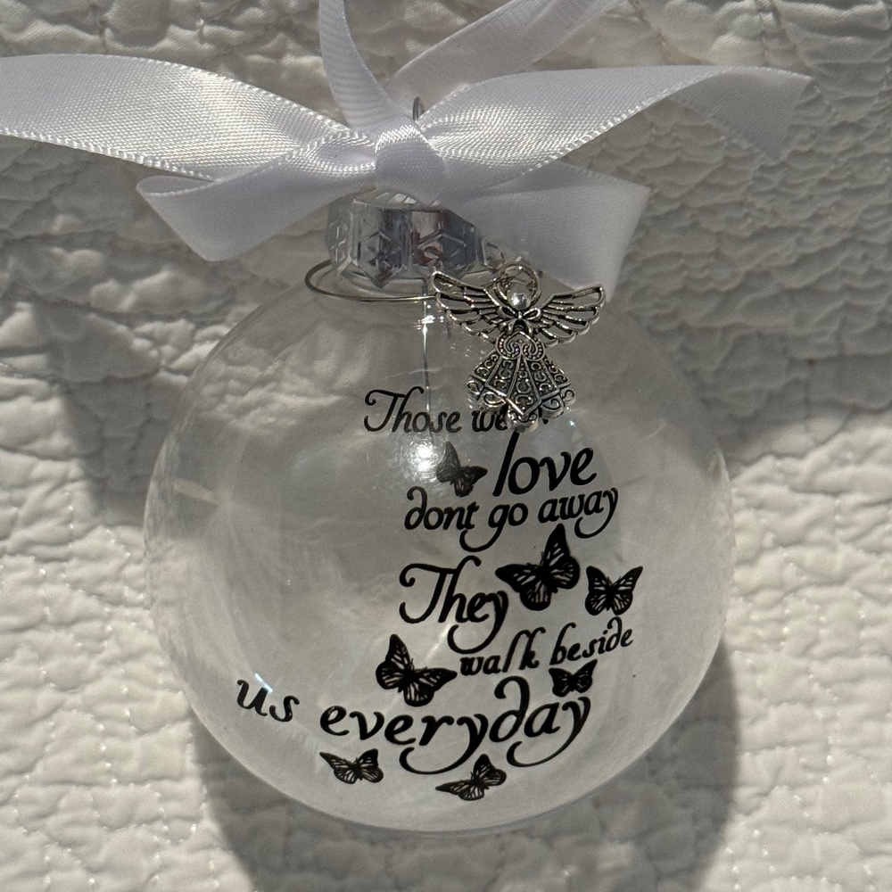 Memorial Christmas Ornament Angel Sympathy Remembrance Ball Feathers 🪽Angel NEW